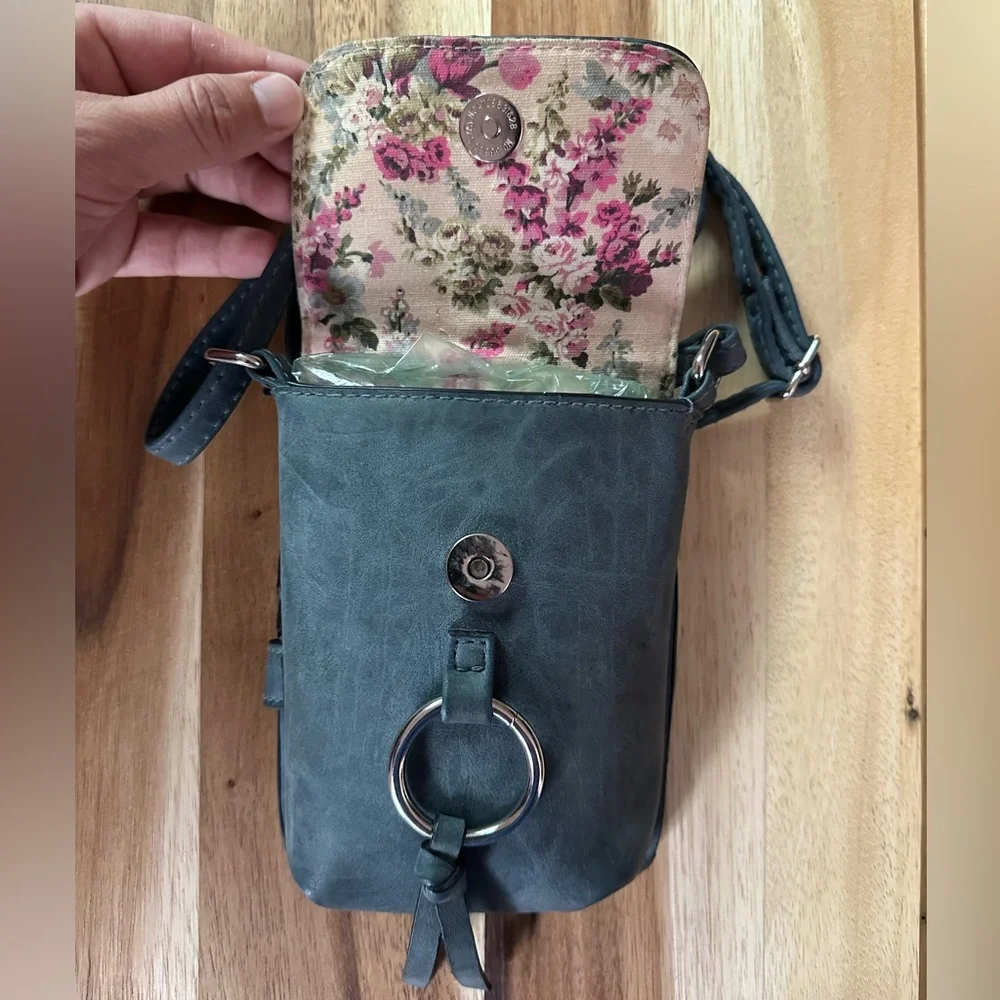 American Eagle Blue/Gray Crossbody - Picture 2 of 10